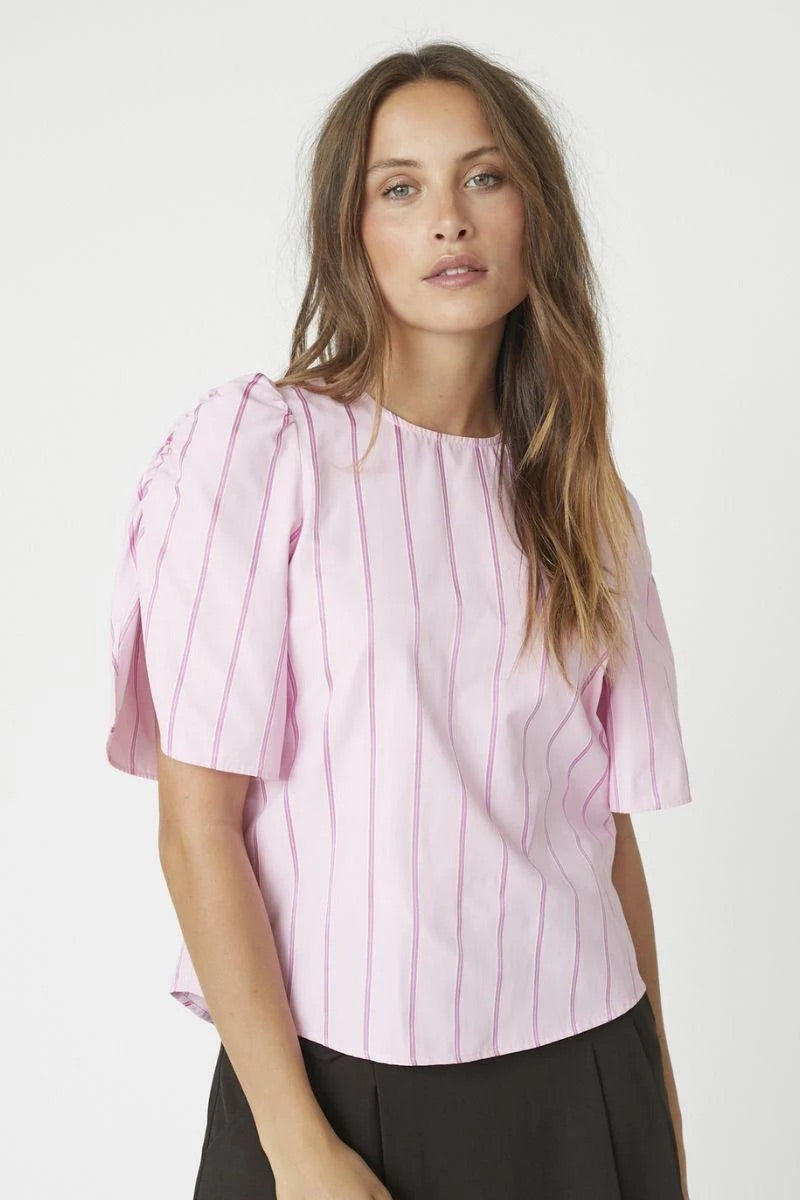 Co'couture Rosalina CC Stripe Short-Sleeve Blouse – Blush Pink