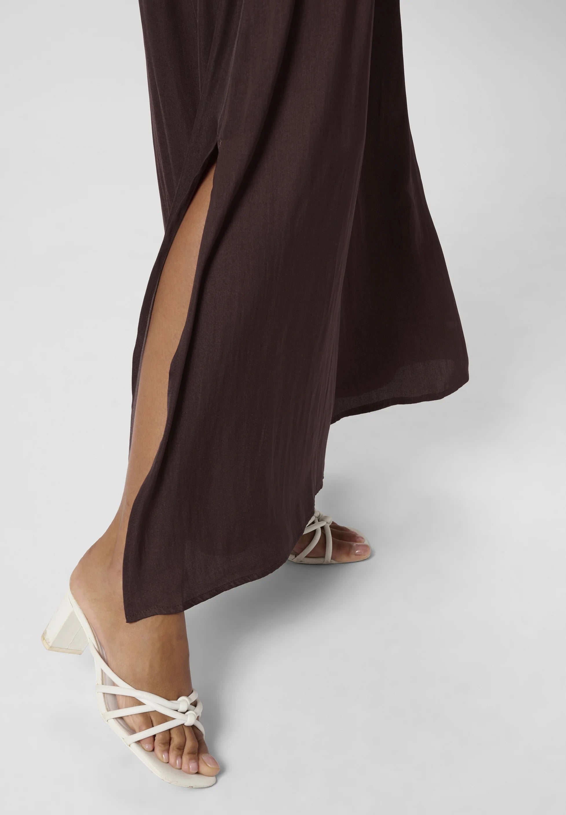 Kaffe KAallie Satin Maxi Skirt – Fudge Brown